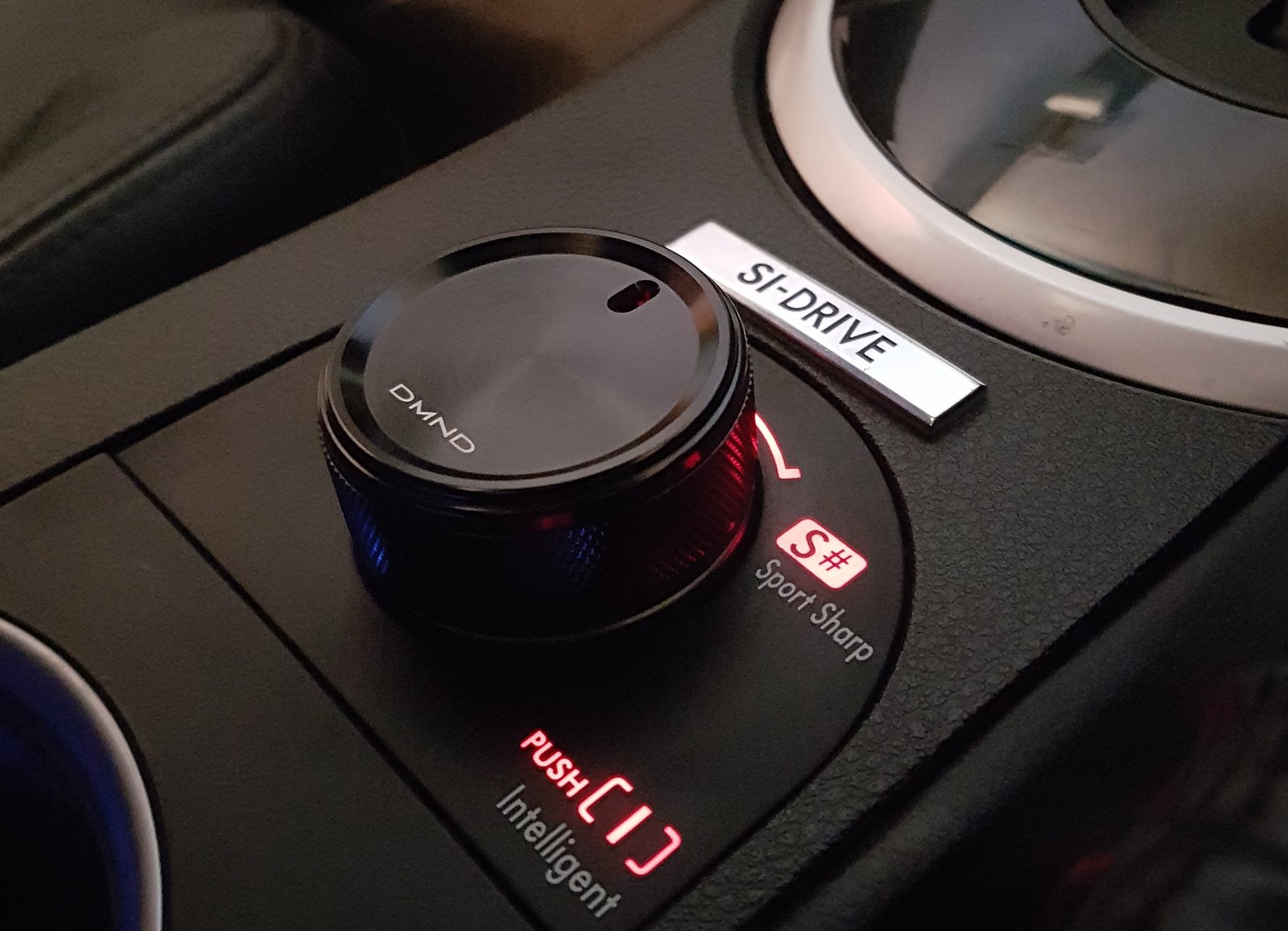MY07-MY09 Black Liberty/Legacy SI-Drive Cover | Diamond MY07-MY09 Black Liberty/Legacy SI-Drive Cover | Diamond